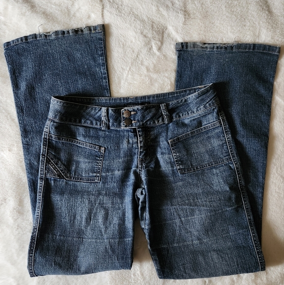 Rampage- Vintage Jeans - Picture 2 of 12